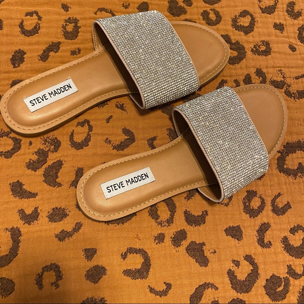 Steve Madden womens sandals with rhinestones, Size 10
